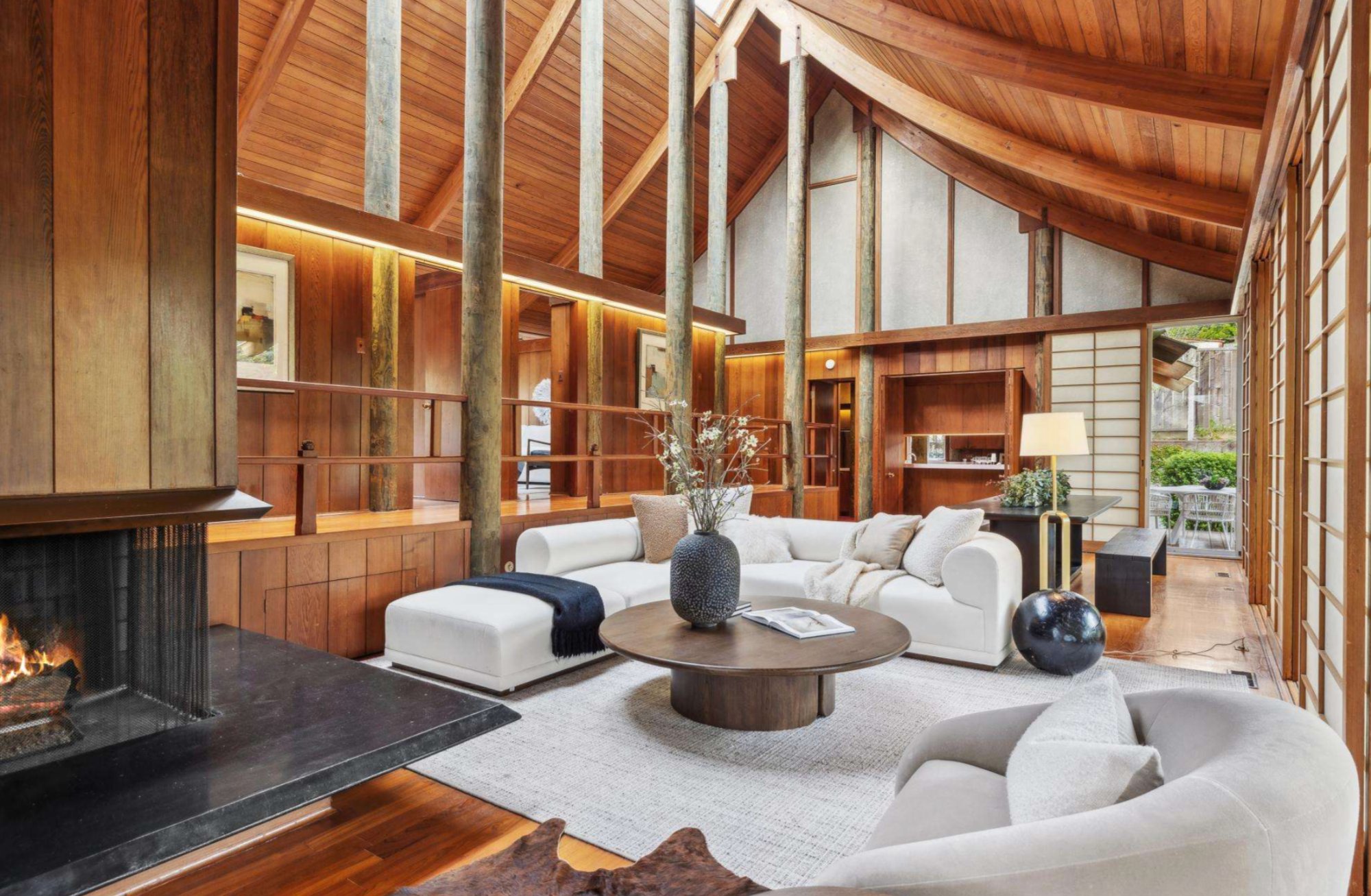 293 Elysian Fields Drive — Great room with 25-foot vaulted ceiling and fireplace